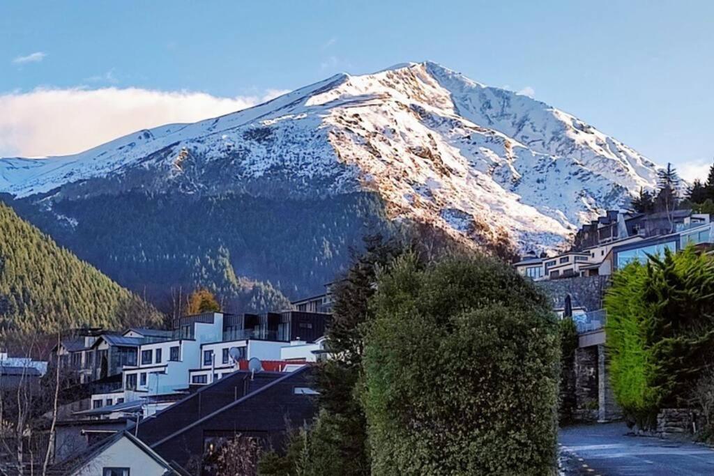 Awesome Studio - Amazing Mountain & Lake Views クイーンズタウン エクステリア 写真